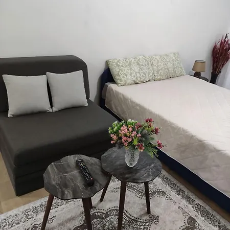 Bus Station شقة سكوبجي